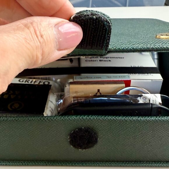 Thompson Co. Embossed Green Travel Cigar Humidor Gift Set w/ Hygrometers & More - Picture 7 of 14